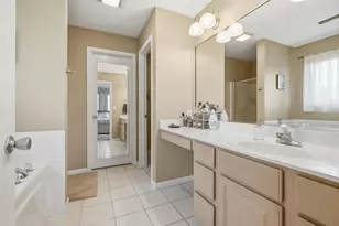 11081 Miami St, Crown Point, IN 46307 - Photo 12