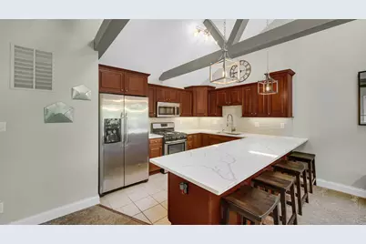 11031 Beacon Court, Saint John, IN 46373 - Photo 6