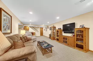 180 Primrose Cir, Chesterton, IN 46304 - Photo 26