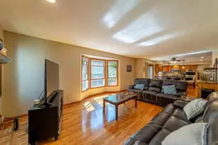 2241 Grand Ave, Schererville, IN 46375 - Photo 10