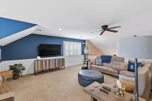 1018 Sterling Ct, Crown Point, IN 46307 - Photo 24