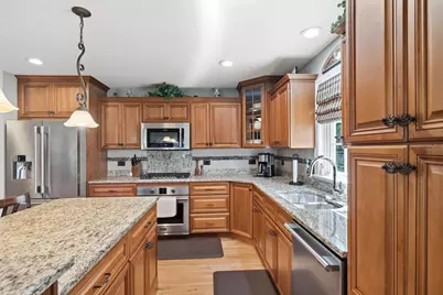 1018 Sterling Court, Crown Point, IN 46307 - Photo 8