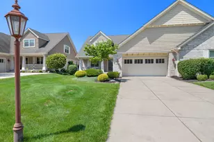 1018 Sterling Ct, Crown Point, IN 46307 - Photo 1