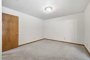 716-718 7th Street SW, Demotte, IN 46310 - Photo 16