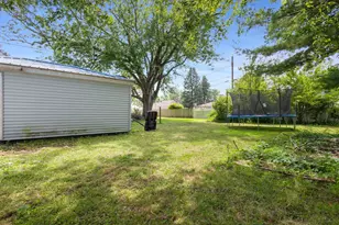 1702 Farrand Ave, La Porte, IN 46350 - Photo 16