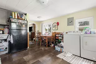 1702 Farrand Ave, La Porte, IN 46350 - Photo 8