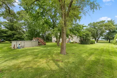 374 E 1125 S, Kouts, IN 46347 - Photo 32