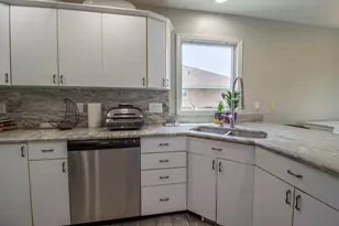 2228 Keene Dr, Schererville, IN 46375 - Photo 24