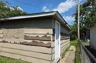 3725 Monroe St, Gary, IN 46408 - Photo 12
