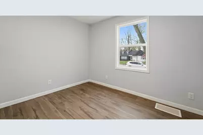 4627 Richard Gordon Hatcher Boulevard, Gary, IN 46408 - Photo 22