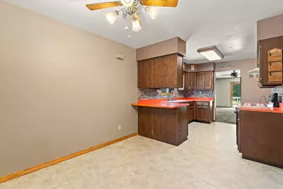 1089 N 200 W, Chesterton, IN 46304 - Photo 16