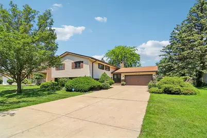 1845 Bluebird Lane, Munster, IN 46321 - Photo 2