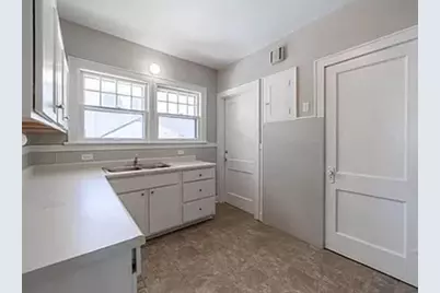 308 Brown Street, Valparaiso, IN 46383 - Photo 8