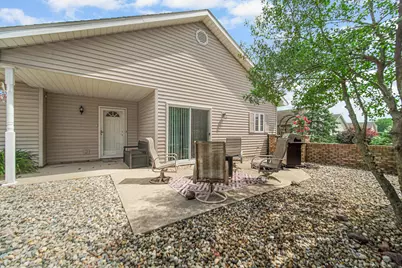 1659 Redbud Drive, Hobart, IN 46342 - Photo 4