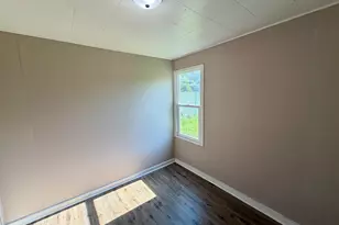 5775 Connecticut St, Merrillville, IN 46410 - Photo 10