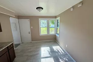 5775 Connecticut St, Merrillville, IN 46410 - Photo 12