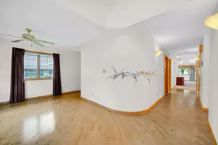 1521 Tamarack Dr, Schererville, IN 46375 - Photo 6