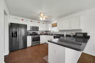 1227 W 82nd Ave, Merrillville, IN 46410 - Photo 8