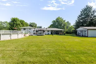 247 Westgate Dr, Valparaiso, IN 46385 - Photo 38