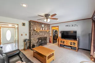 247 Westgate Dr, Valparaiso, IN 46385 - Photo 16