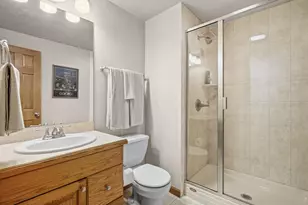 2002 Woodmere Cir, Valparaiso, IN 46383 - Photo 28