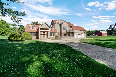 7692 N Emery Road, Rolling Prairie, IN 46371 - Photo 2