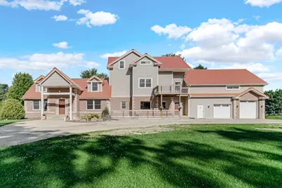 7692 N Emery Road, Rolling Prairie, IN 46371 - Photo 2