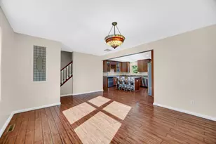 7692 N Emery Rd, Rolling Prairie, IN 46371 - Photo 8