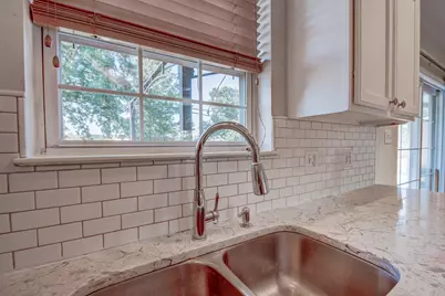 6320 Savannah Avenue, Portage, IN 46368 - Photo 10