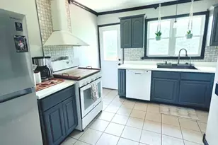 2522 W County Rd 1400 N, Wheatfield, IN 46392 - Photo 2