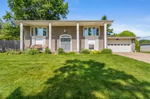 2698 Hamstrom Rd, Portage, IN 46368 - Photo 2