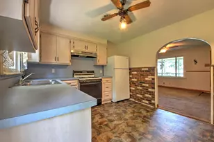 2106 K St, La Porte, IN 46350 - Photo 6