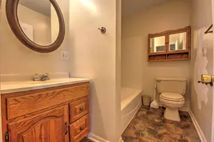 2106 K St, La Porte, IN 46350 - Photo 8