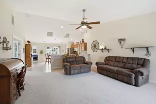 4577 W 73rd Ct, Merrillville, IN 46410 - Photo 4