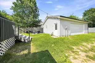 252 S 21st St, Chesterton, IN 46304 - Photo 20