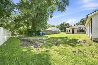 252 S 21st Street, Chesterton, IN 46304 - Photo 22