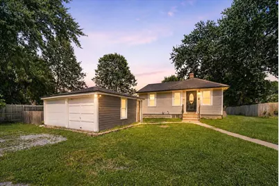 252 S 21st Street, Chesterton, IN 46304 - Photo 2