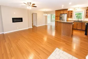 602 Greentree Dr, Trail Creek, IN 46360 - Photo 2