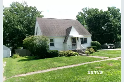 703 N 1st, Kentland, IN 47951 - Photo 4