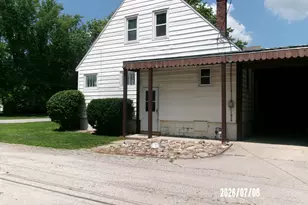 703 N 1st, Kentland, IN 47951 - Photo 6