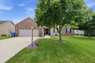 505 17th St SE, Demotte, IN 46310 - Photo 2