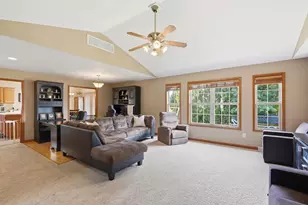 505 17th St SE, Demotte, IN 46310 - Photo 14