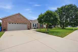 505 17th St SE, Demotte, IN 46310 - Photo 4