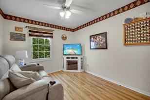 25 Lockerbie Dr, Valparaiso, IN 46385 - Photo 24