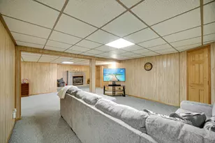 25 Lockerbie Dr, Valparaiso, IN 46385 - Photo 28