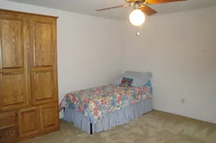 8805 Janeway Ct, Munster, IN 46321 - Photo 16