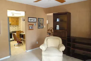 8805 Janeway Ct, Munster, IN 46321 - Photo 10