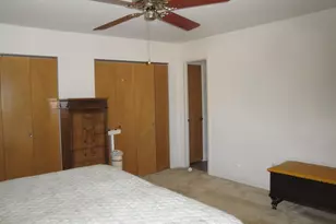 8805 Janeway Ct, Munster, IN 46321 - Photo 20