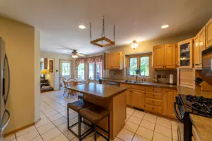 8479 Christopher Dr, Saint John, IN 46373 - Photo 6
