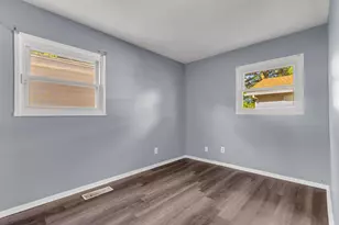 3741 E 165th St, Hammond, IN 46323 - Photo 8
